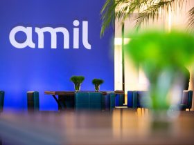 Logo da marca Amil, que está a venda