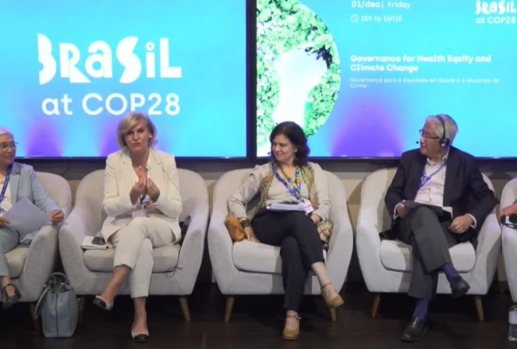 Ministra Nísia Trindade participando no painel Governança para a Equidade em Saúde e a Mudança do Clima’
