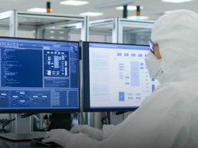Cientista em um laboratório farmacêutico Foto divulgação do Conselho Federal de Farmácia