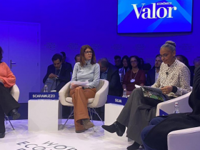 Ministra da Saúde Nísia, Ministra do Meio Ambiente Marina, Ministro de Minas e Energia Alexandre em um painel do Fórum Econômico Mundial Foto: divulgação/MS