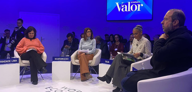 Ministra da Saúde Nísia, Ministra do Meio Ambiente Marina, Ministro de Minas e Energia Alexandre em um painel do Fórum Econômico Mundial Foto: divulgação/MS