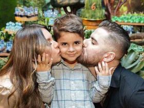 Zé Neto com a esposa e o filho