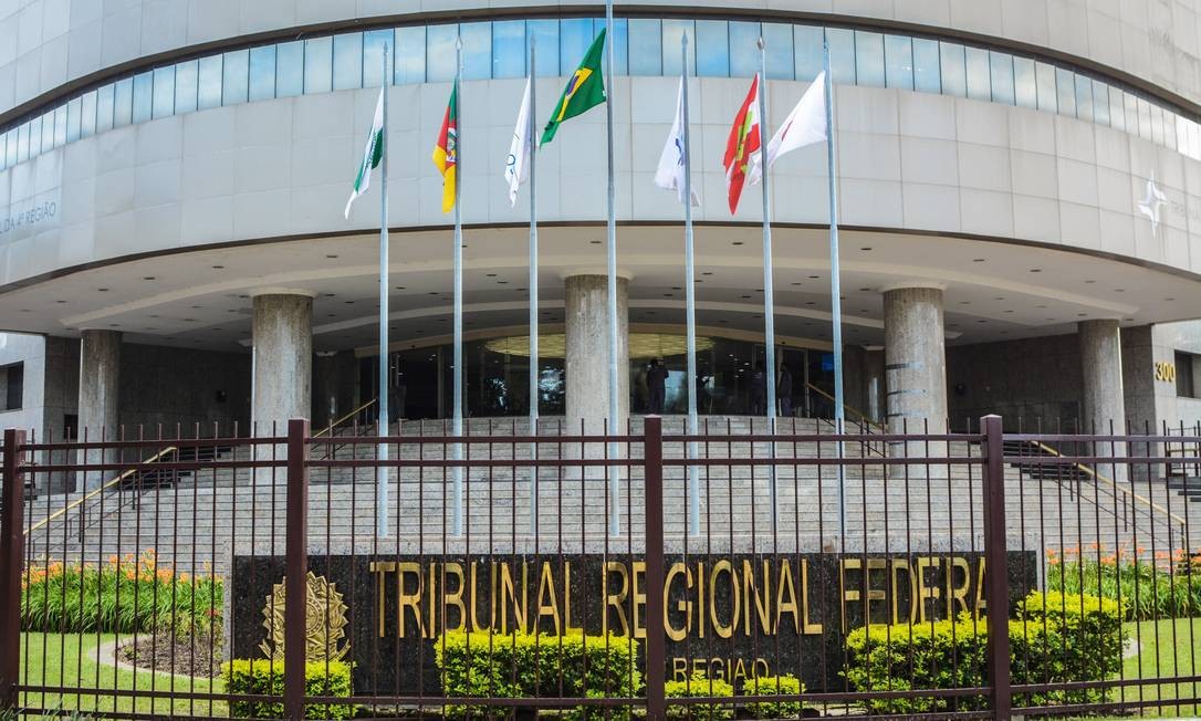 Sede da Justiça Federal da 4ª Região | Foto: Omar de Oliveira para Agência O Globo
