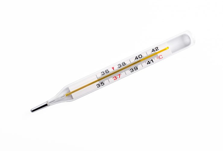 mercury thermometer on a white background Por vsoldatov7